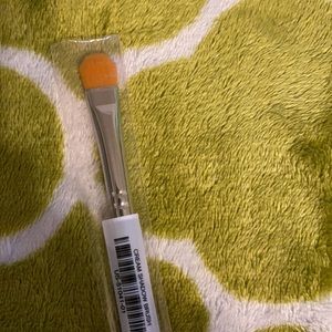 Younique Cream Shadow Brush
